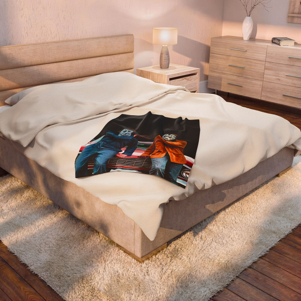 Horror Duo Velveteen Plush Blanket – Michael Myers & Jason Heart Pose Throw