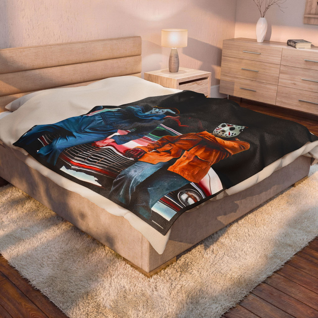 Horror Duo Velveteen Plush Blanket – Michael Myers & Jason Heart Pose Throw