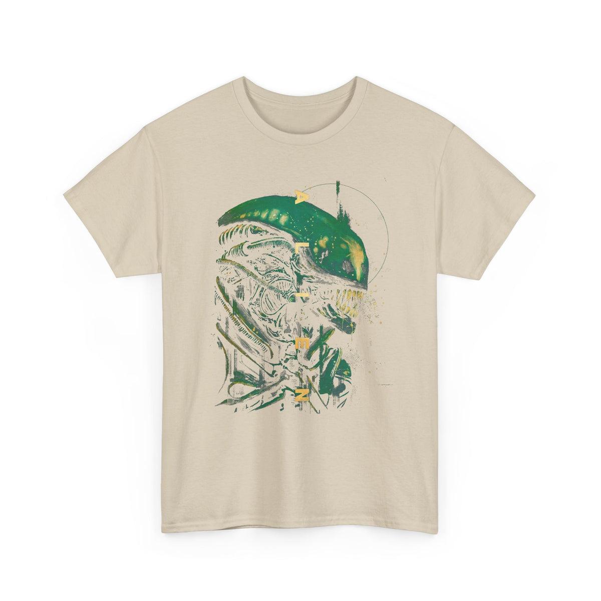 Alien Skull Graphic T-Shirt – Green Sci‑Fi Predator Illustration Tee